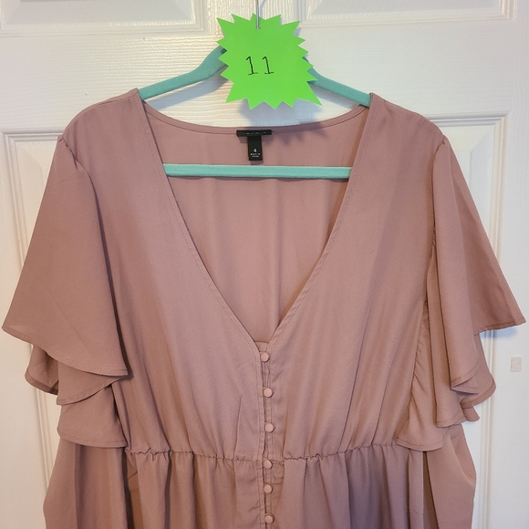 NWOT Torrid Dusty Pink, Flowy Button-up Size 4 - Picture 3 of 10